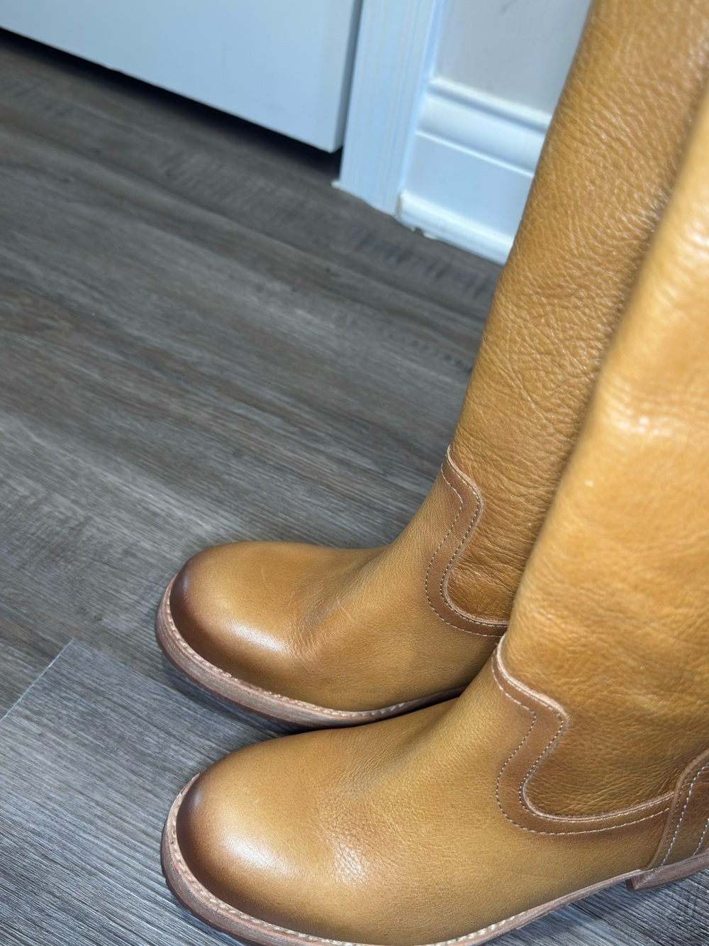 Cleo + Wolf Scout Fashion Tan Leather Round Toe Heeled Boots - Picture 9 of 11